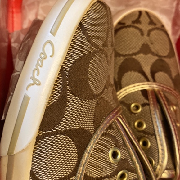 COACH Audrina sneakers, khaki & gold size 5.5 brand new in the box - Picture 7 of 7